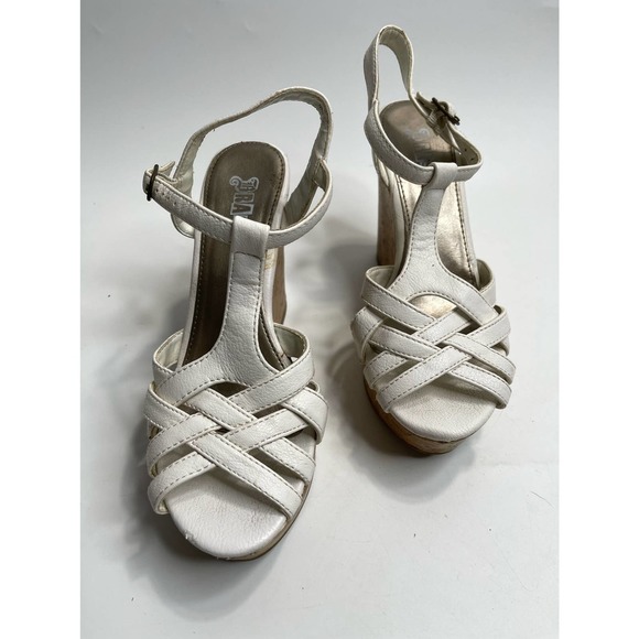 Brash Shoes Brash Wedge White Sandals Sz 7 Poshmark